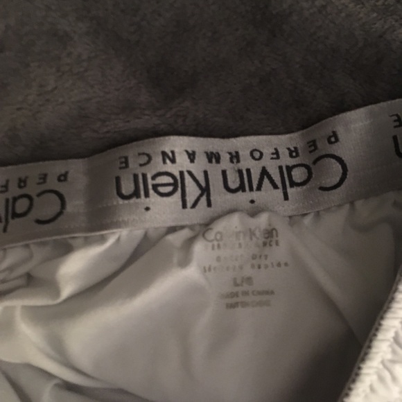 Calvin Klein black and white line shorts - Picture 2 of 2